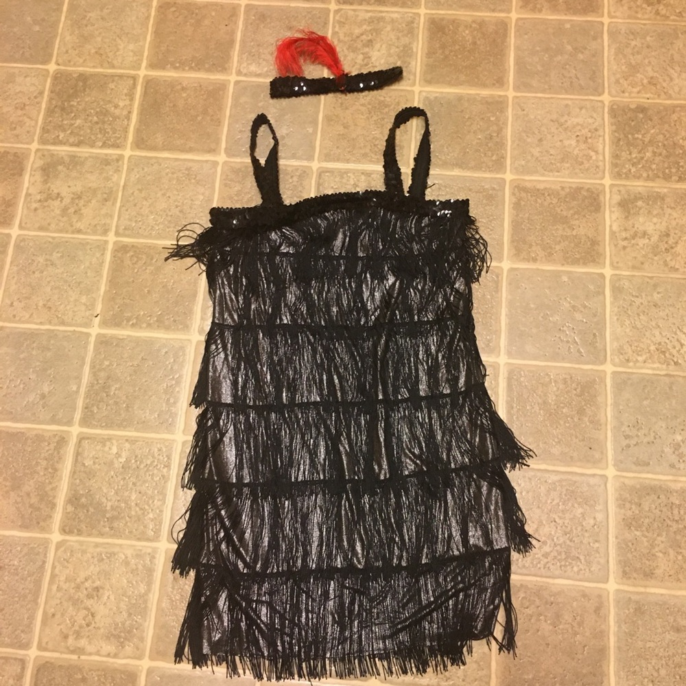 Flapper Halloween Costume & Accessories - Picture 7 of 12
